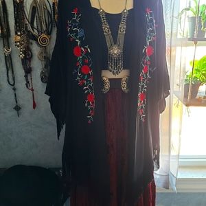 Xhilaration Target Embroidered Kimono L/XL